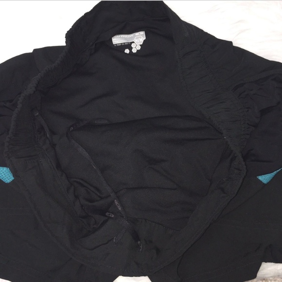 Salomon athletic shorts size M - Picture 4 of 7